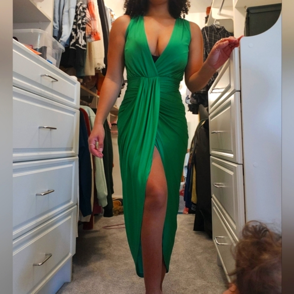 Super sexy. Deep V neck. High slit. Green gown. Size Small